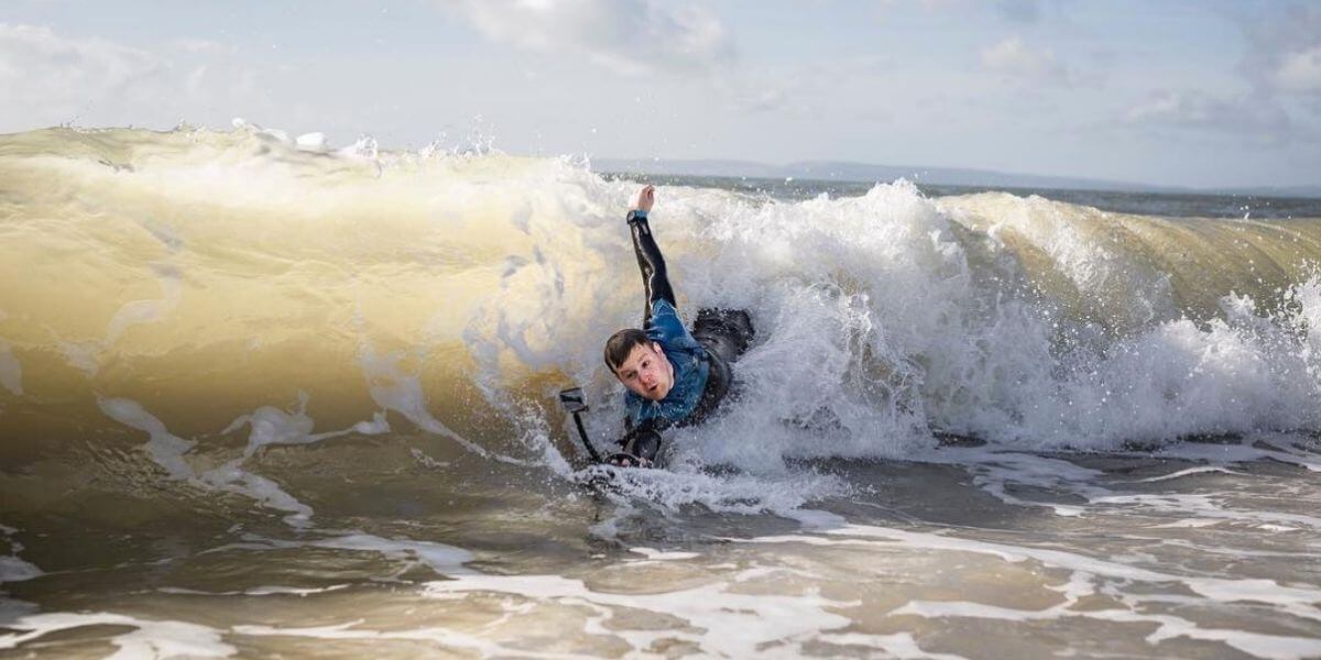 Best Places to Surf and Bodysurf in England