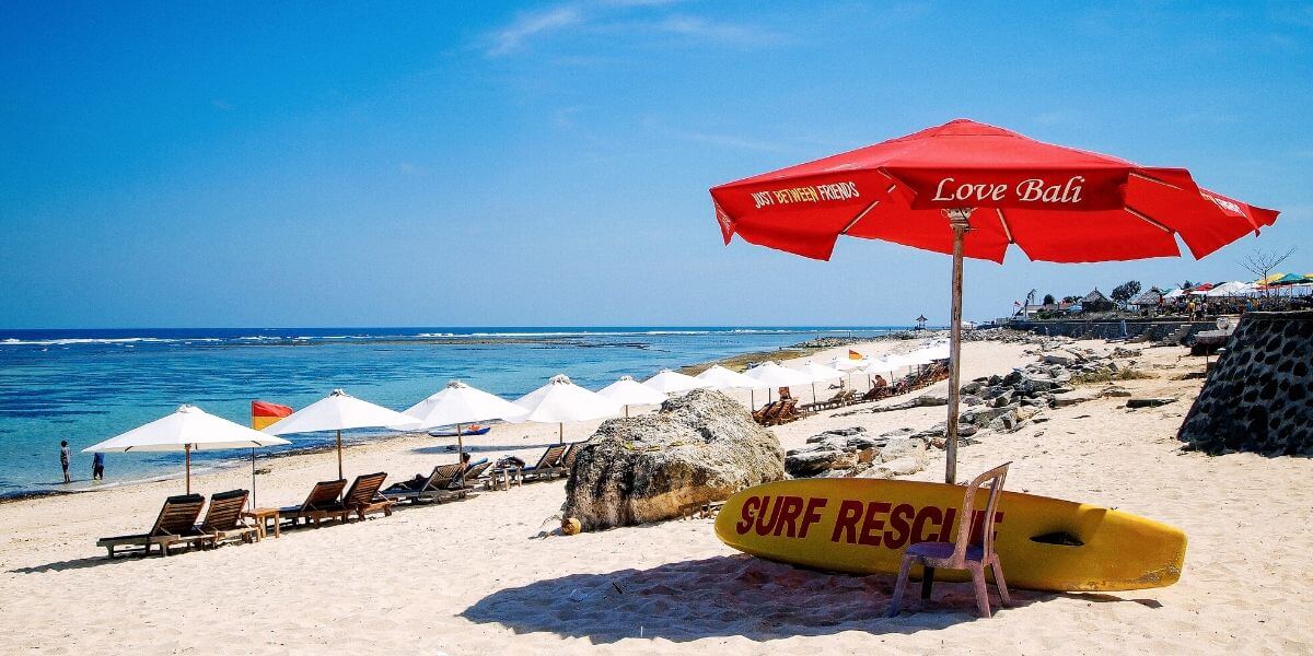 Bali Surf Guide: BodySurf, Work & Relax on a Beautiful Island
